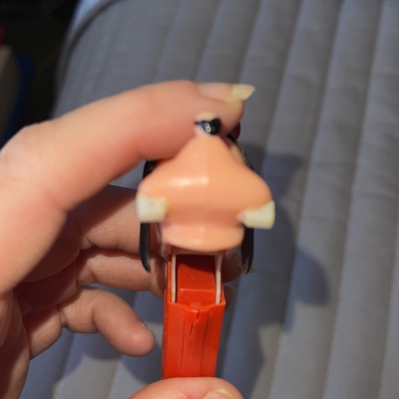 ✨Vintage Disney's Goofy PEZ Dispenser✨ - Picture 12 of 12